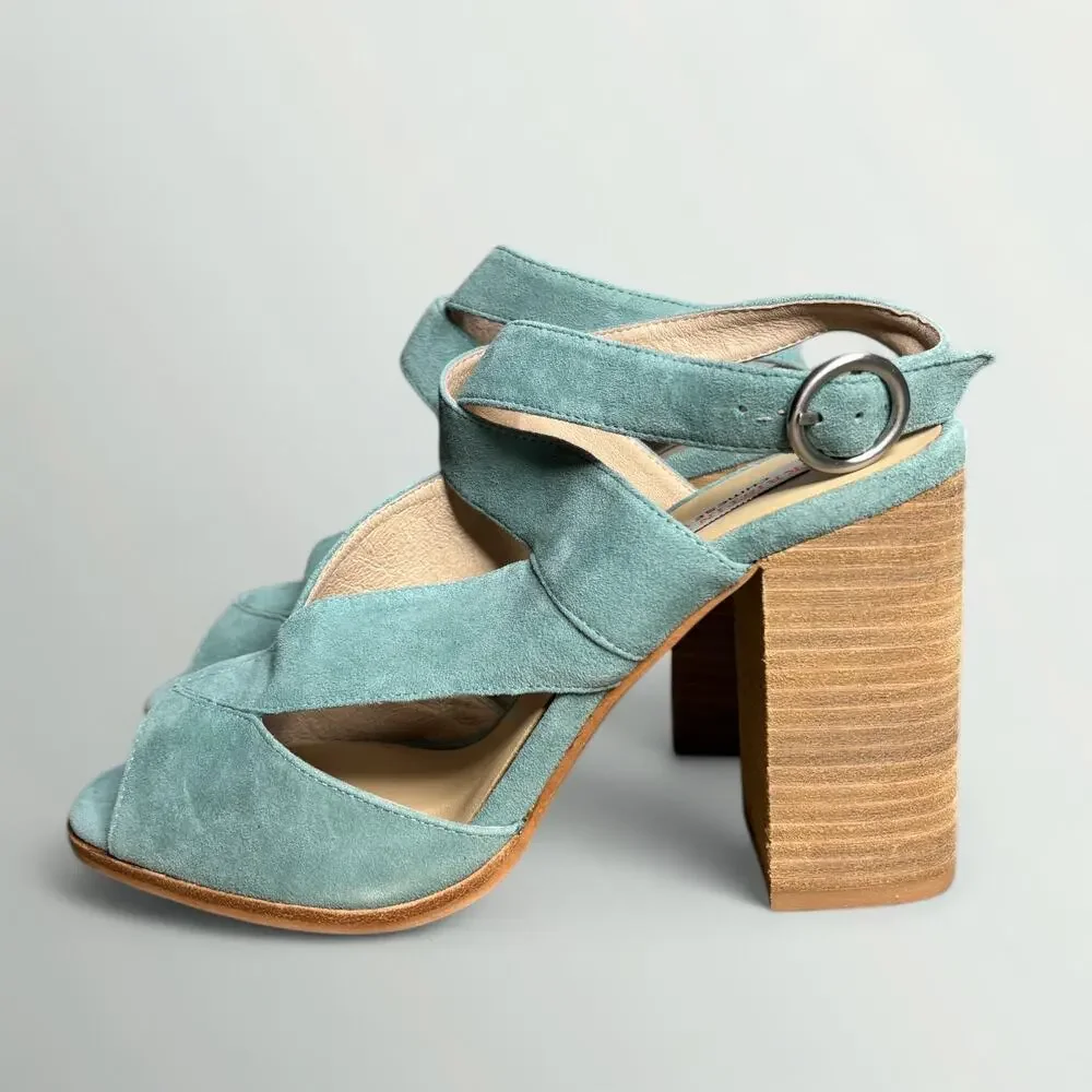 Kristin Cavallari by Chinese Laundry Lara Crisscross Heeled Sandal in Jade Suede - Picture 3 of 8
